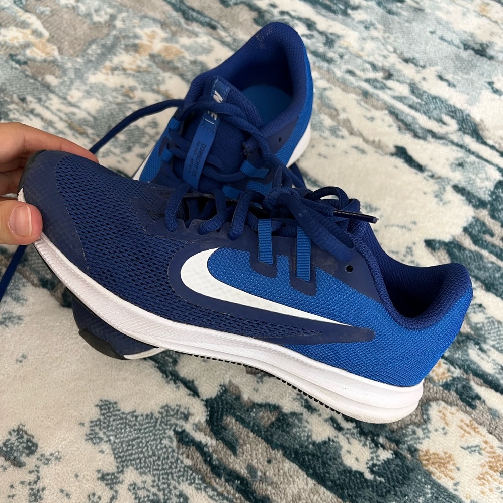 Nike 3.5 y - worn once- smoke free home